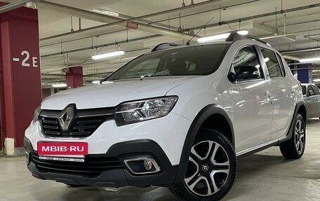 Renault Sandero II рестайлинг, 2018 год, 1 199 000 рублей, 33 фотография