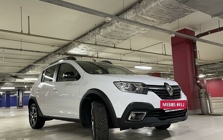 Renault Sandero II рестайлинг, 2018 год, 1 199 000 рублей, 32 фотография