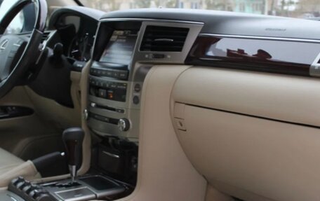 Lexus LX III, 2015 год, 5 850 000 рублей, 4 фотография