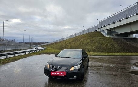 Toyota Camry, 2008 год, 1 050 000 рублей, 10 фотография