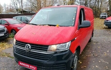 Volkswagen Transporter T6 рестайлинг, 2021 год, 4 350 000 рублей, 2 фотография