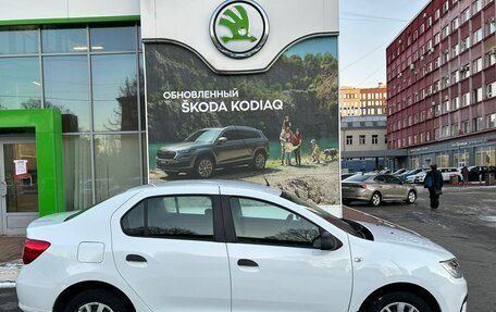 Renault Logan II, 2019 год, 925 000 рублей, 4 фотография