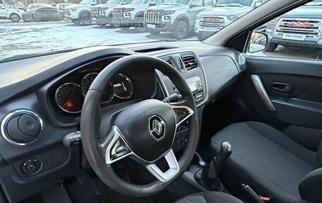 Renault Logan II, 2019 год, 925 000 рублей, 14 фотография