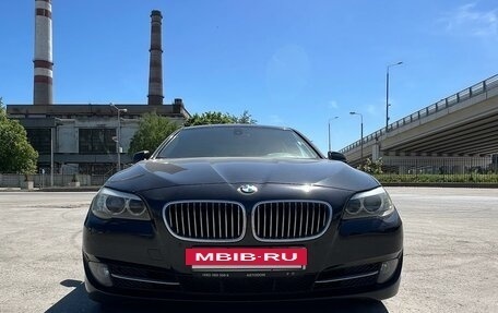 BMW 5 серия, 2010 год, 1 940 000 рублей, 2 фотография