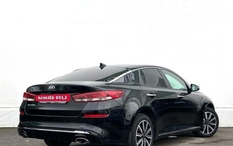 KIA Optima IV, 2018 год, 1 857 900 рублей, 2 фотография