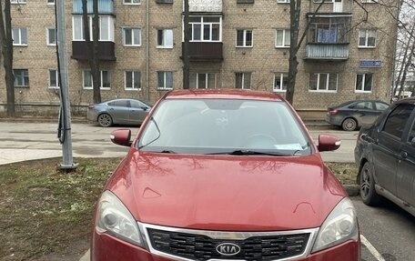 KIA cee'd I рестайлинг, 2011 год, 670 000 рублей, 1 фотография