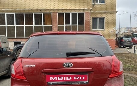 KIA cee'd I рестайлинг, 2011 год, 670 000 рублей, 2 фотография