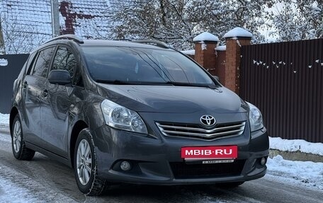 Toyota Verso I, 2009 год, 1 150 000 рублей, 3 фотография