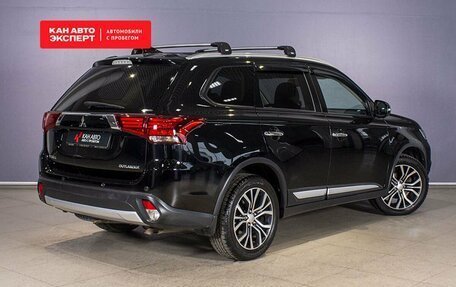 Mitsubishi Outlander III рестайлинг 3, 2017 год, 2 300 000 рублей, 2 фотография