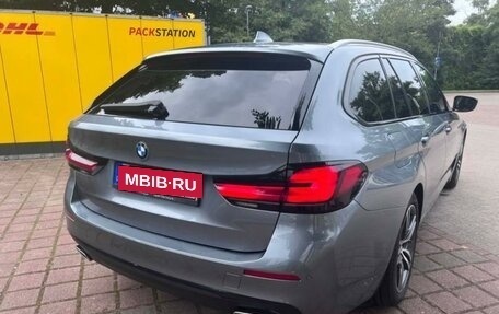 BMW 5 серия, 2021 год, 8 490 000 рублей, 2 фотография