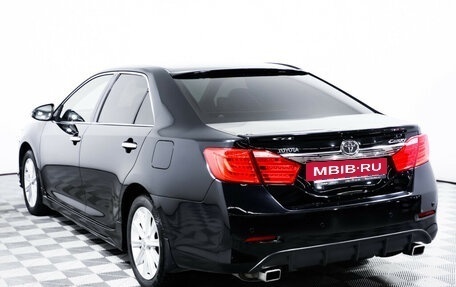 Toyota Camry, 2014 год, 2 340 000 рублей, 6 фотография