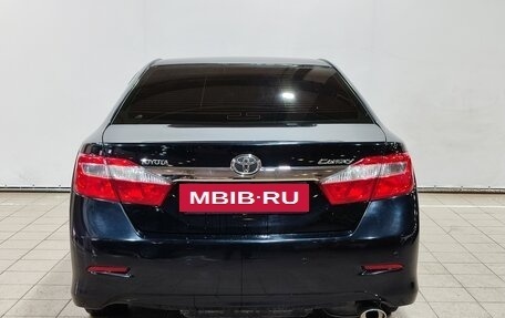 Toyota Camry, 2013 год, 1 580 000 рублей, 6 фотография