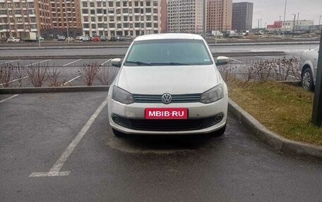 Volkswagen Polo VI (EU Market), 2014 год, 400 000 рублей, 2 фотография