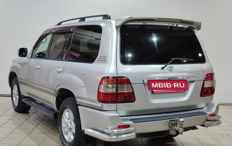 Toyota Land Cruiser 100 рестайлинг 2, 2006 год, 2 220 000 рублей, 7 фотография