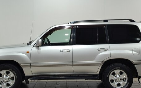 Toyota Land Cruiser 100 рестайлинг 2, 2006 год, 2 220 000 рублей, 8 фотография