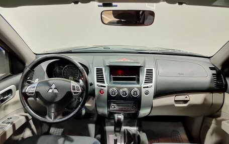 Mitsubishi Pajero Sport II рестайлинг, 2012 год, 1 600 000 рублей, 15 фотография