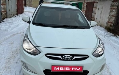 Hyundai Solaris II рестайлинг, 2011 год, 700 000 рублей, 1 фотография