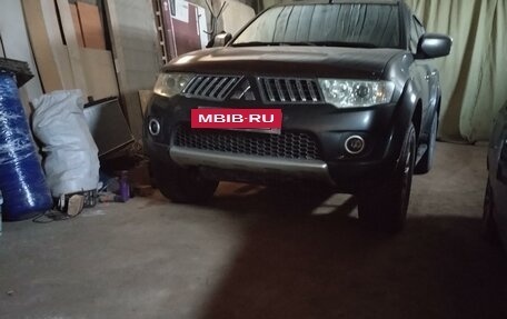 Mitsubishi Pajero Sport II рестайлинг, 2008 год, 1 700 000 рублей, 9 фотография