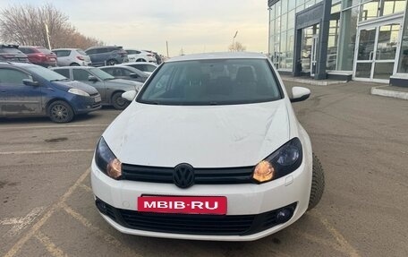 Volkswagen Golf VI, 2011 год, 640 000 рублей, 2 фотография