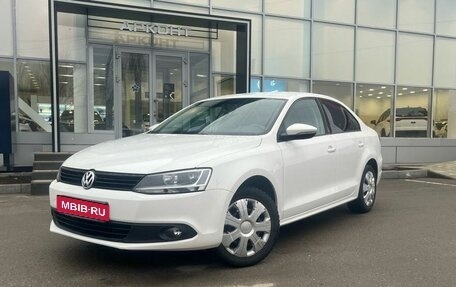 Volkswagen Jetta VI, 2013 год, 1 250 000 рублей, 1 фотография