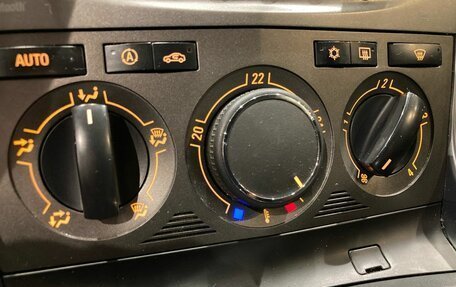 Opel Antara I, 2013 год, 1 350 000 рублей, 23 фотография