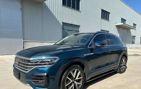 Volkswagen Touareg III, 2021 год, 5 419 957 рублей, 2 фотография