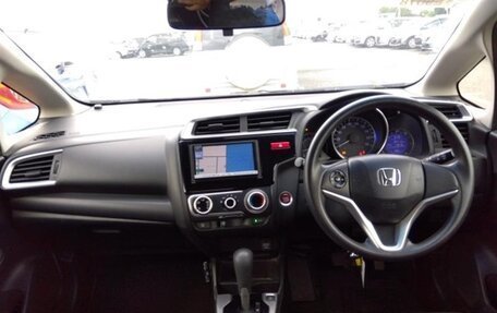 Honda Fit III, 2013 год, 900 000 рублей, 5 фотография