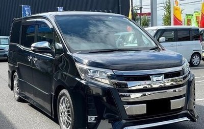 Toyota Noah III, 2021 год, 2 250 000 рублей, 1 фотография