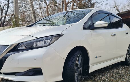 Nissan Leaf II, 2018 год, 1 515 000 рублей, 3 фотография