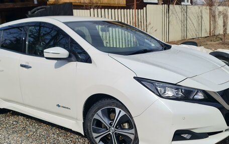 Nissan Leaf II, 2018 год, 1 515 000 рублей, 10 фотография