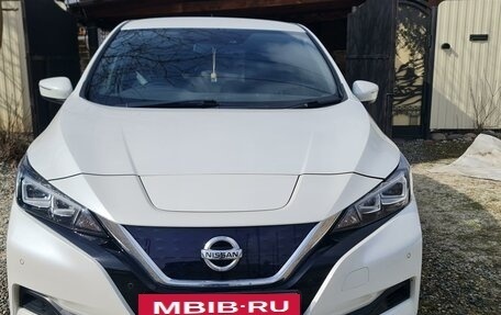 Nissan Leaf II, 2018 год, 1 515 000 рублей, 9 фотография