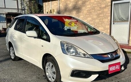 Honda Fit Shuttle I рестайлинг, 2015 год, 700 000 рублей, 1 фотография