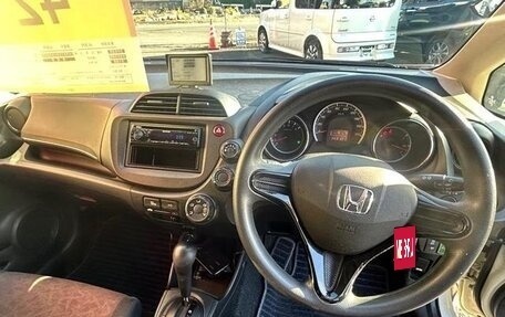 Honda Fit Shuttle I рестайлинг, 2015 год, 700 000 рублей, 10 фотография