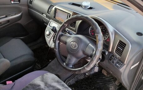 Toyota Wish II, 2007 год, 1 070 000 рублей, 11 фотография