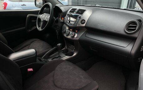 Toyota RAV4, 2010 год, 1 550 000 рублей, 10 фотография