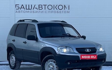 Chevrolet Niva I рестайлинг, 2014 год, 725 000 рублей, 3 фотография