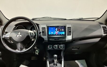 Mitsubishi Outlander III рестайлинг 3, 2010 год, 1 160 000 рублей, 16 фотография