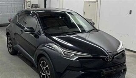 Toyota C-HR I рестайлинг, 2019 год, 1 800 000 рублей, 1 фотография