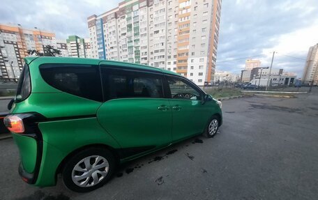 Toyota Sienta II, 2016 год, 1 750 000 рублей, 10 фотография