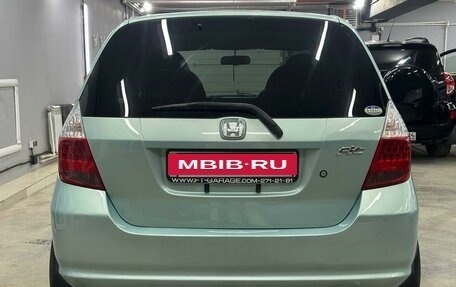 Honda Fit III, 2002 год, 645 000 рублей, 8 фотография