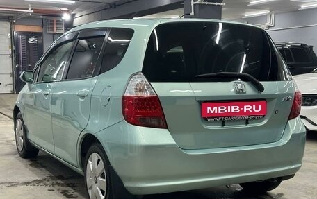 Honda Fit III, 2002 год, 645 000 рублей, 9 фотография