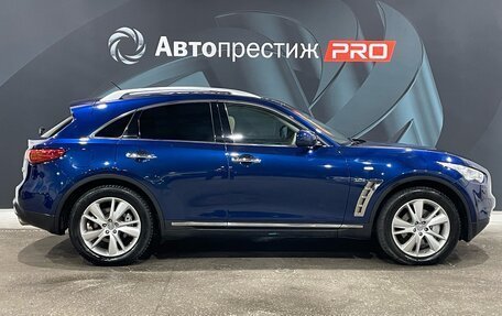 Infiniti QX70, 2014 год, 2 150 000 рублей, 4 фотография