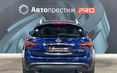 Infiniti QX70, 2014 год, 2 150 000 рублей, 6 фотография