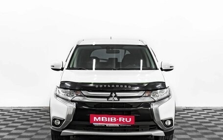 Mitsubishi Outlander III рестайлинг 3, 2017 год, 1 695 000 рублей, 6 фотография