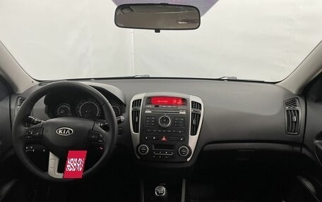 KIA cee'd I рестайлинг, 2010 год, 820 000 рублей, 11 фотография