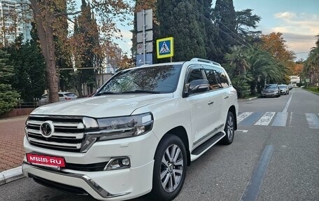 Toyota Land Cruiser 200, 2016 год, 6 700 000 рублей, 2 фотография