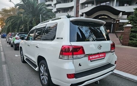 Toyota Land Cruiser 200, 2016 год, 6 700 000 рублей, 4 фотография