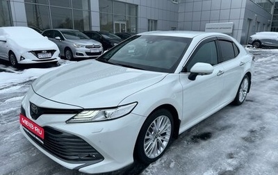 Toyota Camry, 2019 год, 3 920 000 рублей, 1 фотография