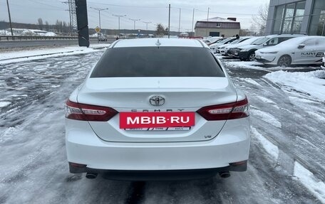 Toyota Camry, 2019 год, 3 920 000 рублей, 8 фотография