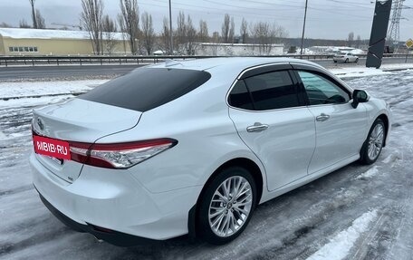 Toyota Camry, 2019 год, 3 920 000 рублей, 6 фотография